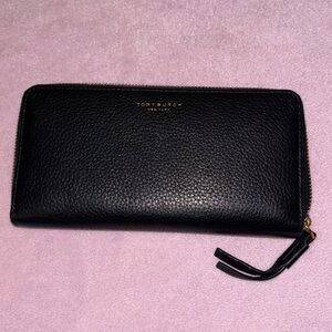 Black wallet